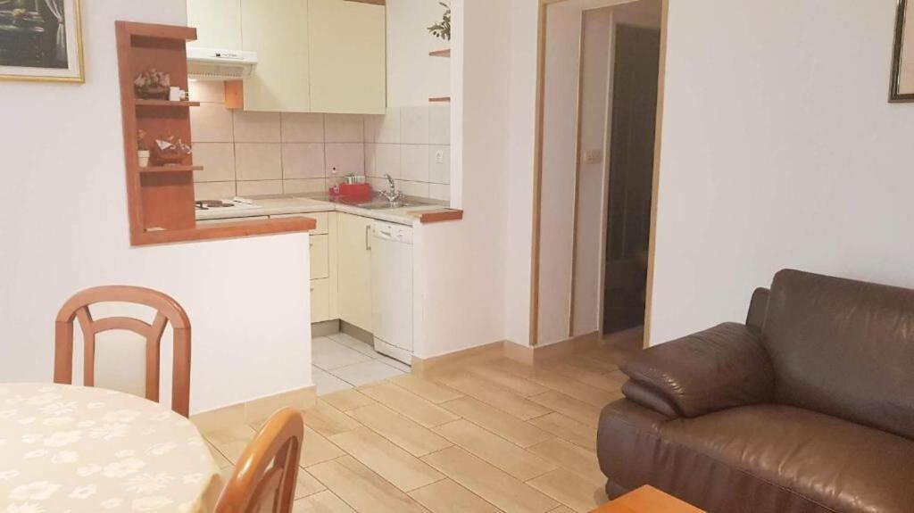 מאקרסקה Apartments Mila מראה חיצוני תמונה