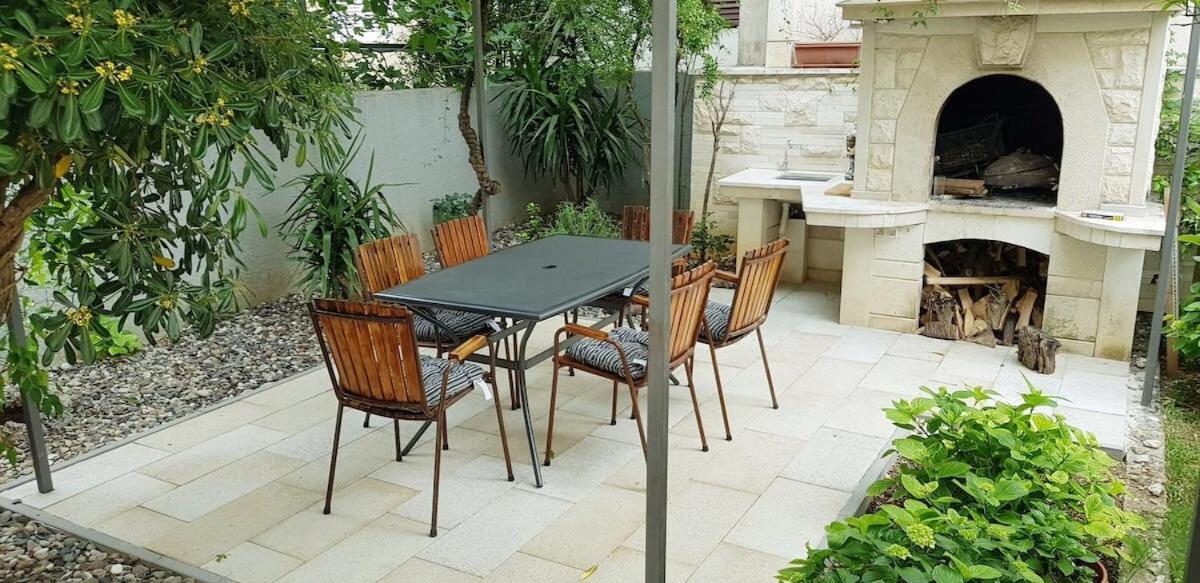 מאקרסקה Apartments Mila מראה חיצוני תמונה